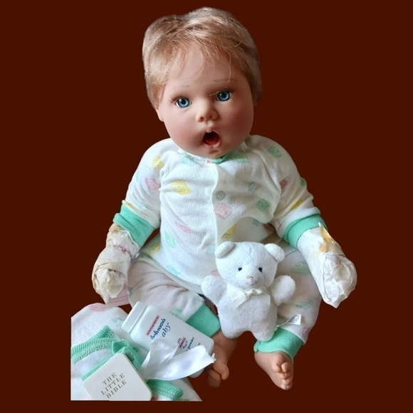 Lee Middleton little love cuddle bumps "19" - Picture 12 of 12